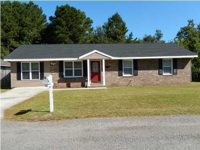 104 Harold Dr, Summerville, SC 29483