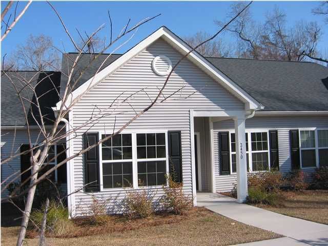 2450 Deer Ridge Ln, North Charleston, SC 29406