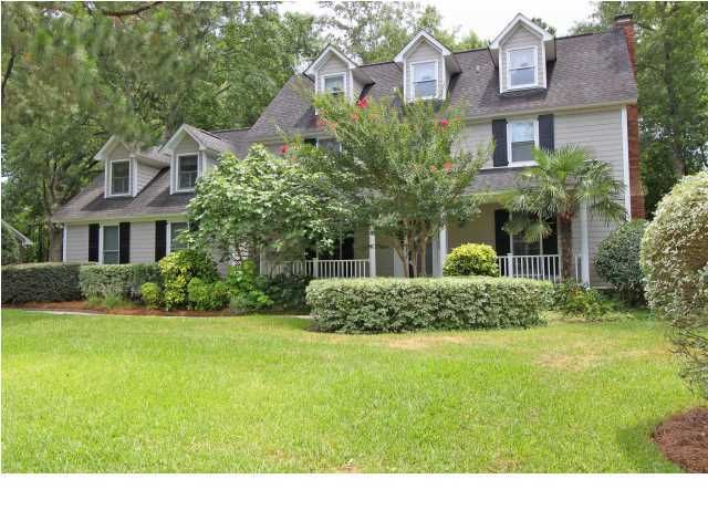894 Law Ln, Mount Pleasant, SC 29464