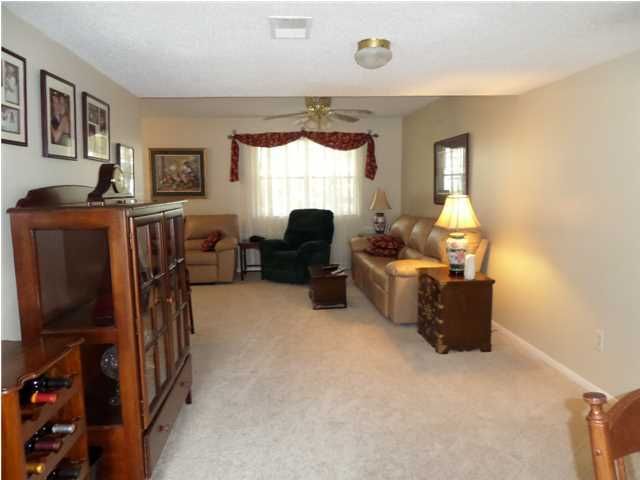 2944 Cathedral Ln, Charleston, SC 29414