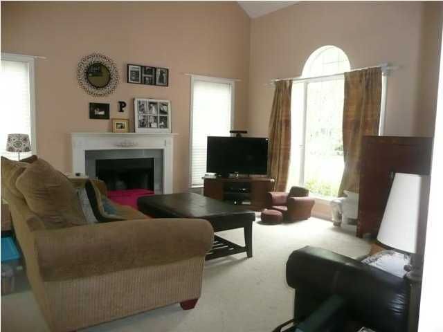 340 Kingston Ln, Mount Pleasant, SC 29464