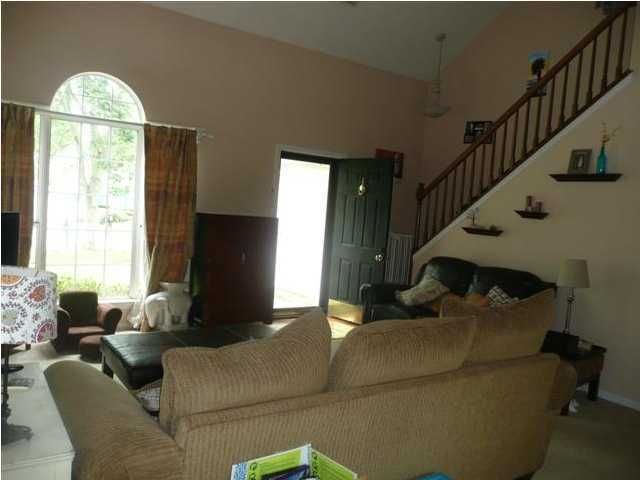 340 Kingston Ln, Mount Pleasant, SC 29464