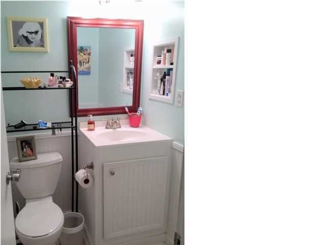 99 St Philip St, Charleston, SC 29401