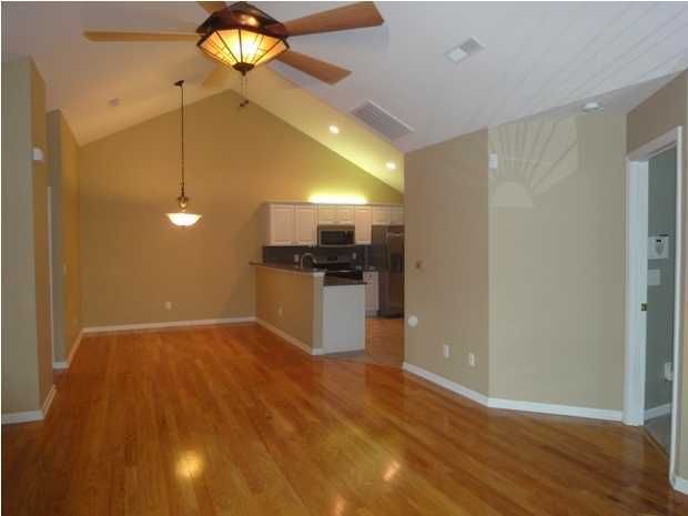 124 Ashley Villa Cir #D, Charleston, SC 29414