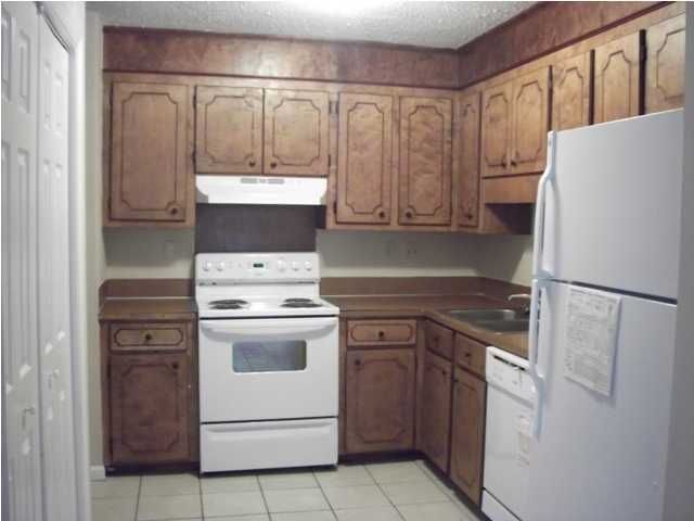 7764 Corley Dr, North Charleston, SC 29418