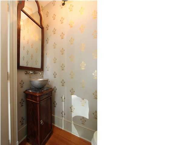 2 Tradd St, Charleston, SC 29401