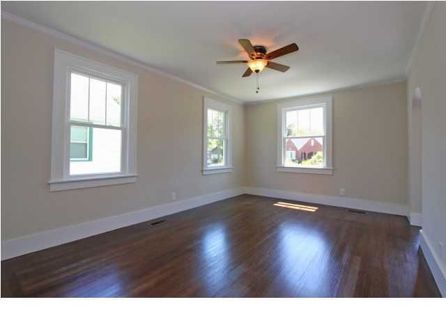 16 Peachtree St, Charleston, SC 29403