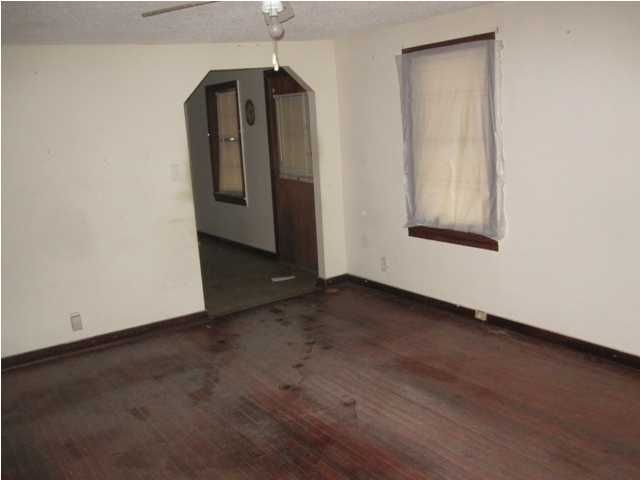 5470 Dutton Ave, North Charleston, SC 29406