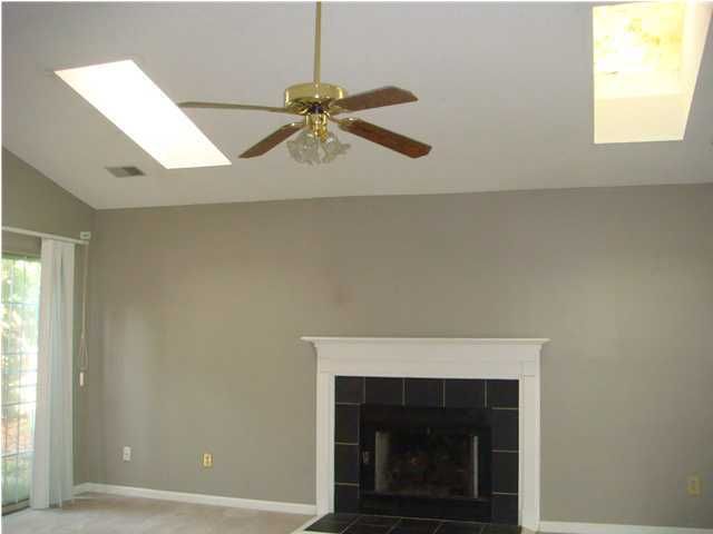 1285 Llewellyn Rd, Mount Pleasant, SC 29464