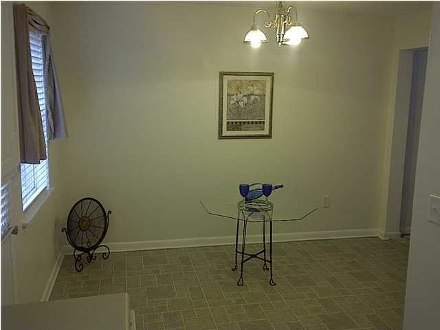 415 Parkdale Dr #13B, Charleston, SC 29414
