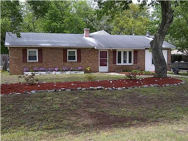 1324 Pickett St, James Island, SC 29412