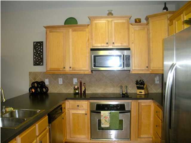1008 Zinser Ln, Mount Pleasant, SC 29466