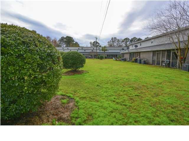 1721 Boone Hall Rd #J4, Charleston, SC 29407