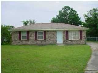 102 Lily Pl, Summerville, SC 29483