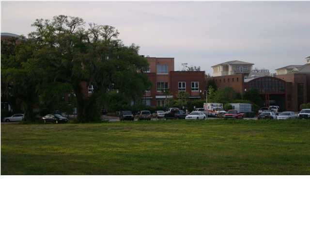 135 Pier View St #408, Charleston, SC 29492
