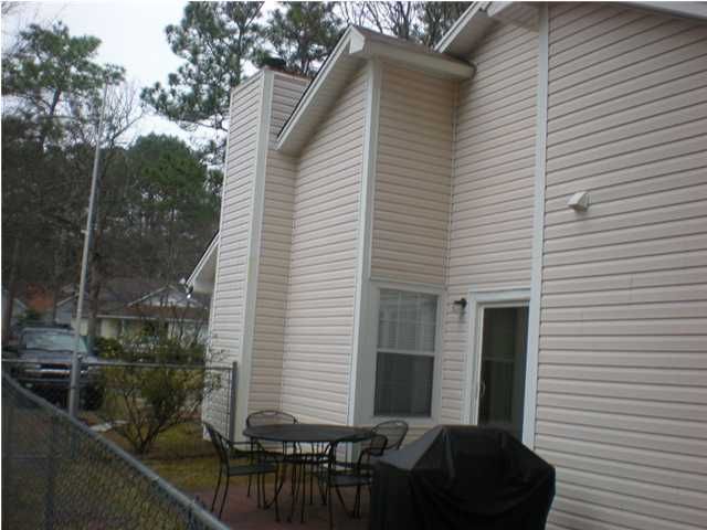 104 Manchester Rd, Summerville, SC 29483