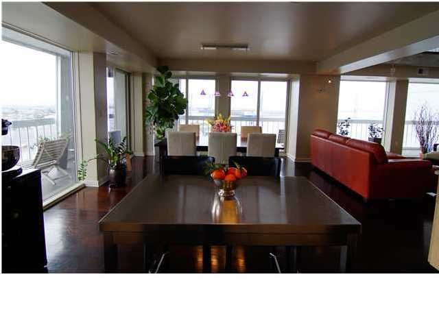 330 Concord St #18D, Charleston, SC 29401