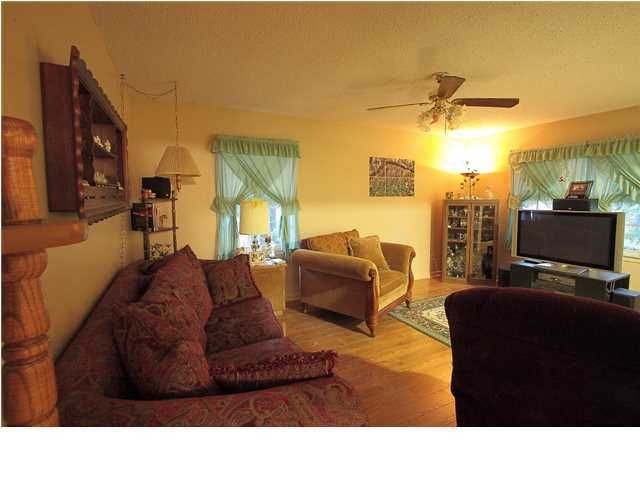 207 Driver Ave, Summerville, SC 29483
