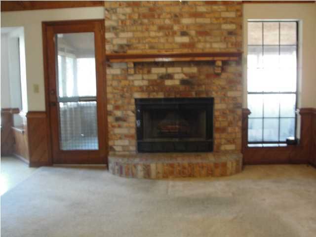 8 Westside Dr, Charleston, SC 29412