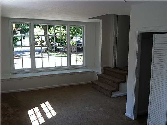 1350 Pocahontas St, Mount Pleasant, SC 29464