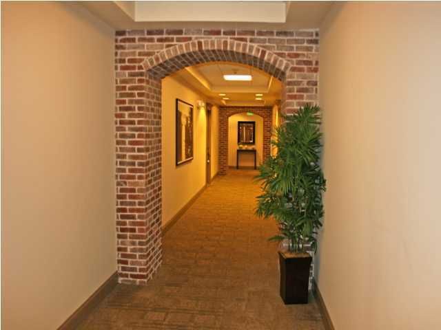 21 George St #211, Charleston, SC 29401