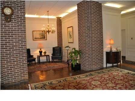 14 Lockwood Dr #10 I, Charleston, SC 29401
