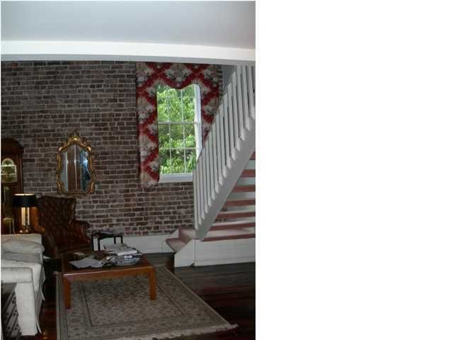3 Queen St #206, Charleston, SC 29401