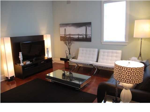 189 St Philip St #B, Charleston, SC 29403