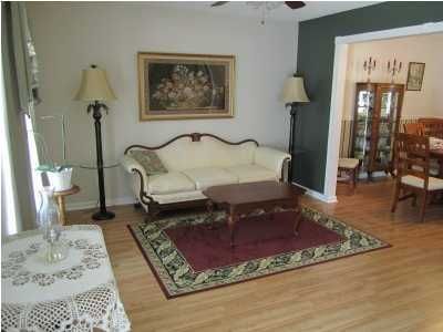 323 Aberdeen Cir, Summerville, SC 29483
