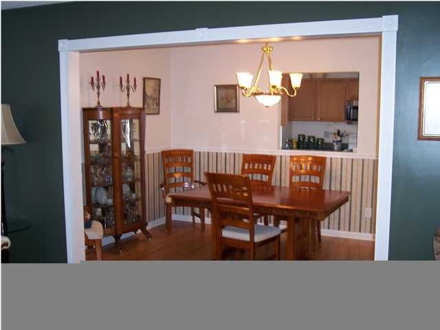 323 Aberdeen Cir, Summerville, SC 29483