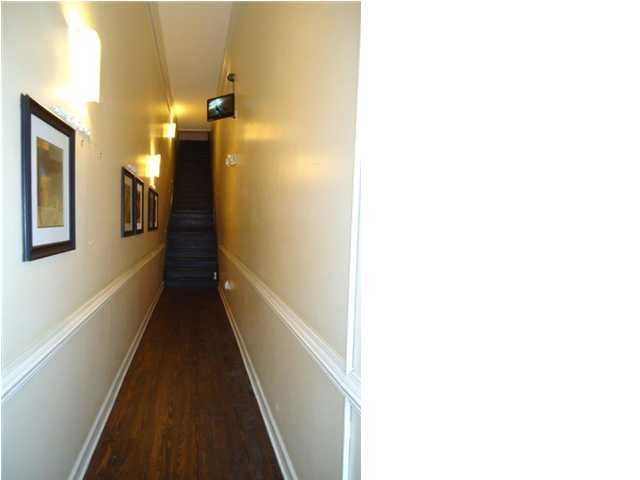 350 King St #302, Charleston, SC 29464