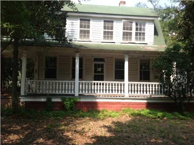 137 W First St, Summerville, SC 29483