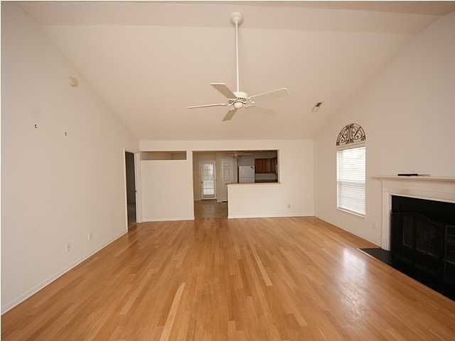 208 Pine Hall Dr, Goose Creek, SC 29445