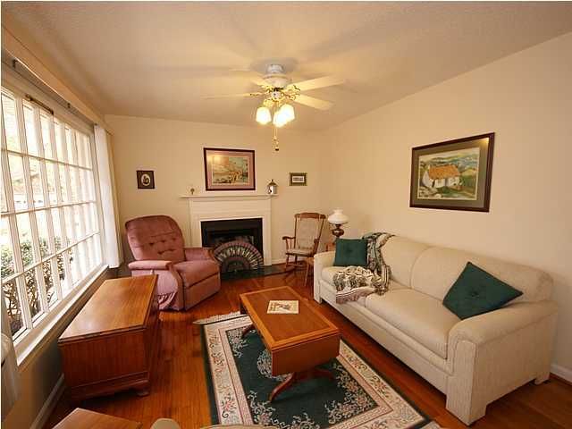 403 Dogwood Cir, Summerville, SC 29485