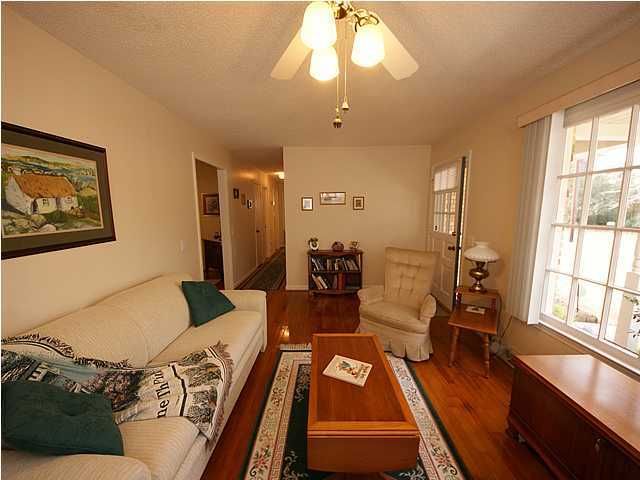 403 Dogwood Cir, Summerville, SC 29485