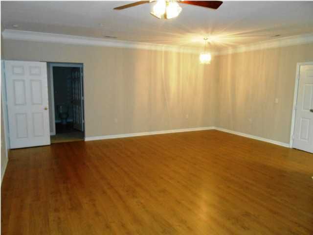1435 Cambridge Lakes Dr, Mount Pleasant, SC 29464