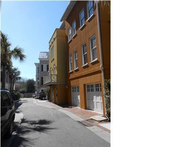 14 Marbel Ln, Charleston, SC 29403