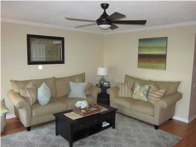 3076 Queensgate Way, Charleston, SC 29466
