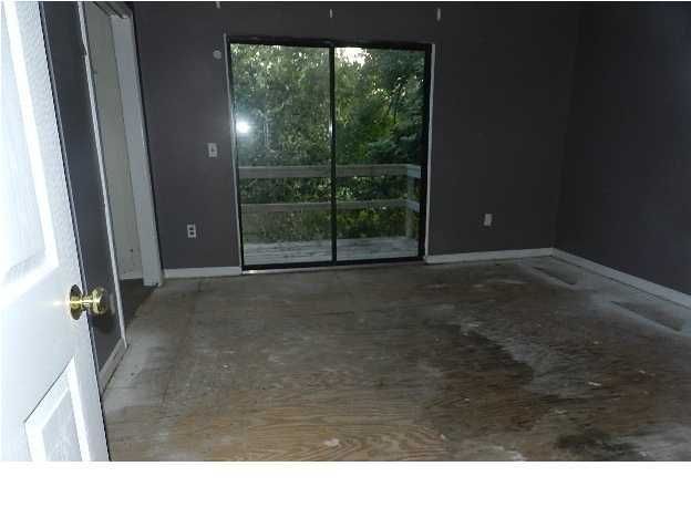 307 Saint Charles Ct, Charleston, SC 29407