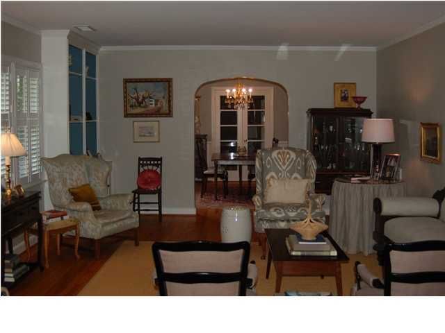 110 Chadwick Dr, Charleston, SC 29407