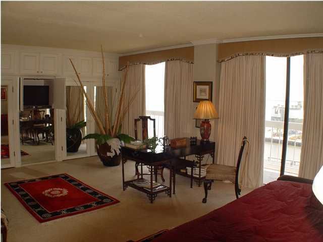 330 Concord St #14F&G, Charleston, SC 29401