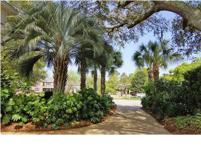 717 Creekside Dr, Mount Pleasant, SC 29464