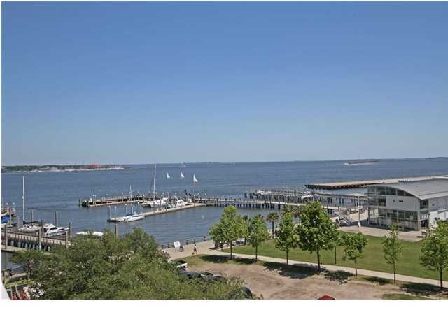 330 Concord St #6B, Charleston, SC 29401