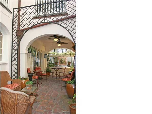 83 Cumberland St, Charleston, SC 29401