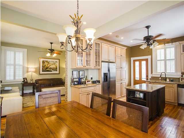 50 South Battery #D, Charleston, SC 29401