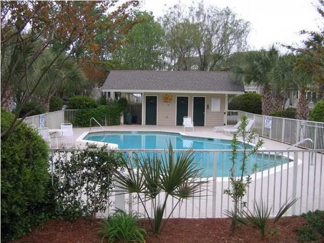 2436 Stono Watch Dr, Johns Island, SC 29455