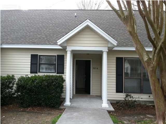 907 Estates Blvd #B, Charleston, SC 29414