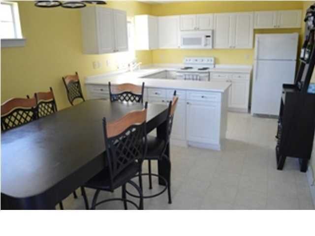 3253 Queensgate Way, Mount Pleasant, SC 29466