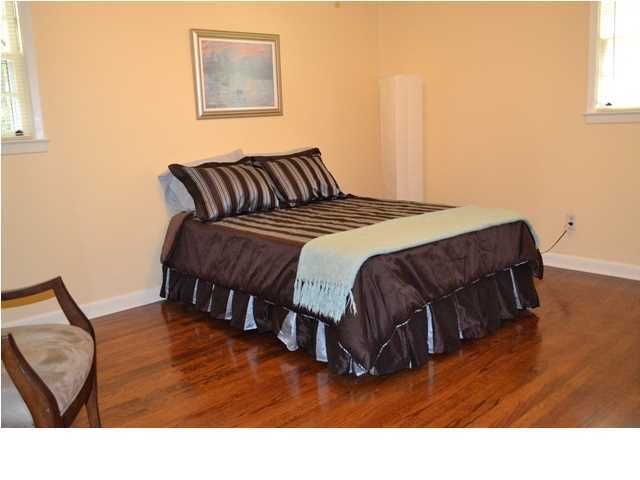 114 Camelot Dr, Goose Creek, SC 29445