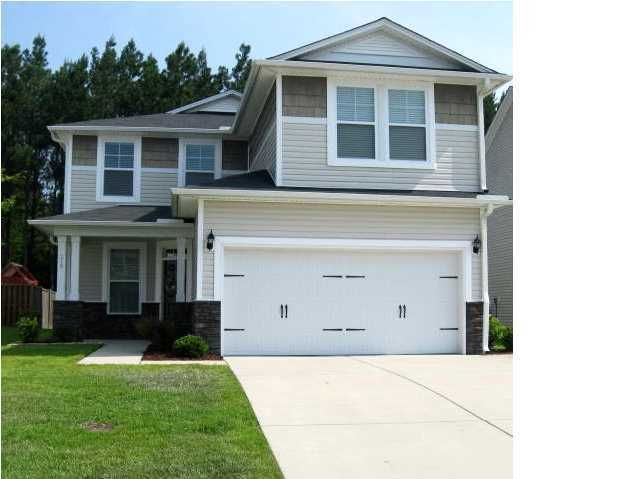 210 Laurel Crest Way, Summerville, SC 29483